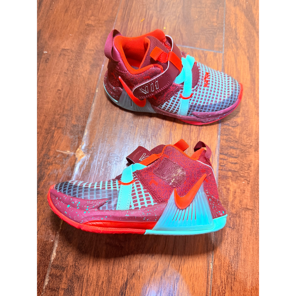 Nike LeBron Witness VII Basketball Shoes 12c in Red - Picture 4 of 5